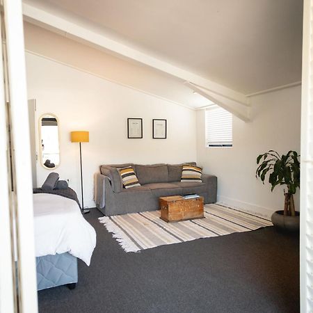 Central Mountain View Apartment, Hermanus Waterfront Екстериор снимка