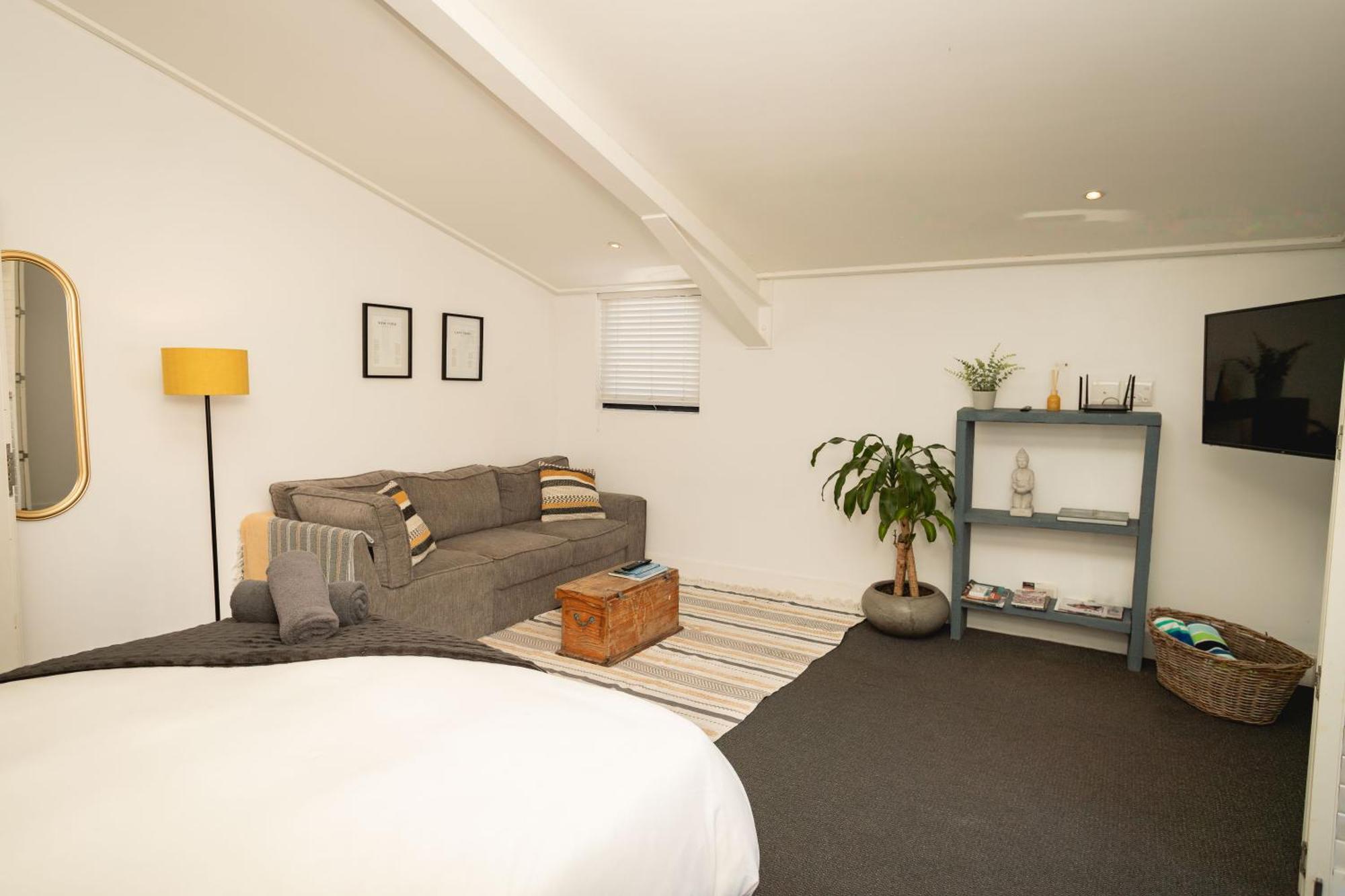 Central Mountain View Apartment, Hermanus Waterfront Екстериор снимка